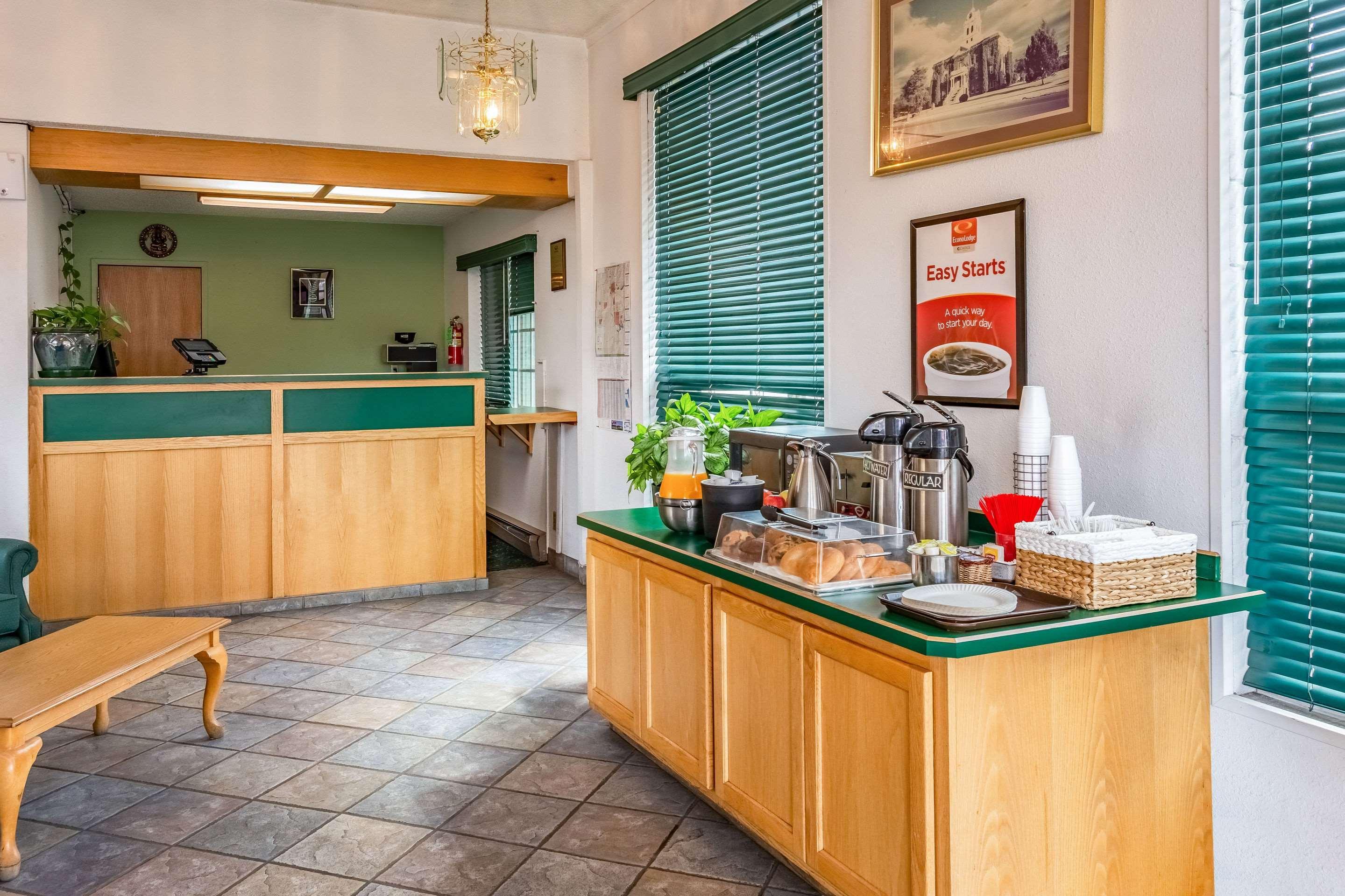 High Desert Inn Прінвілль Екстер'єр фото